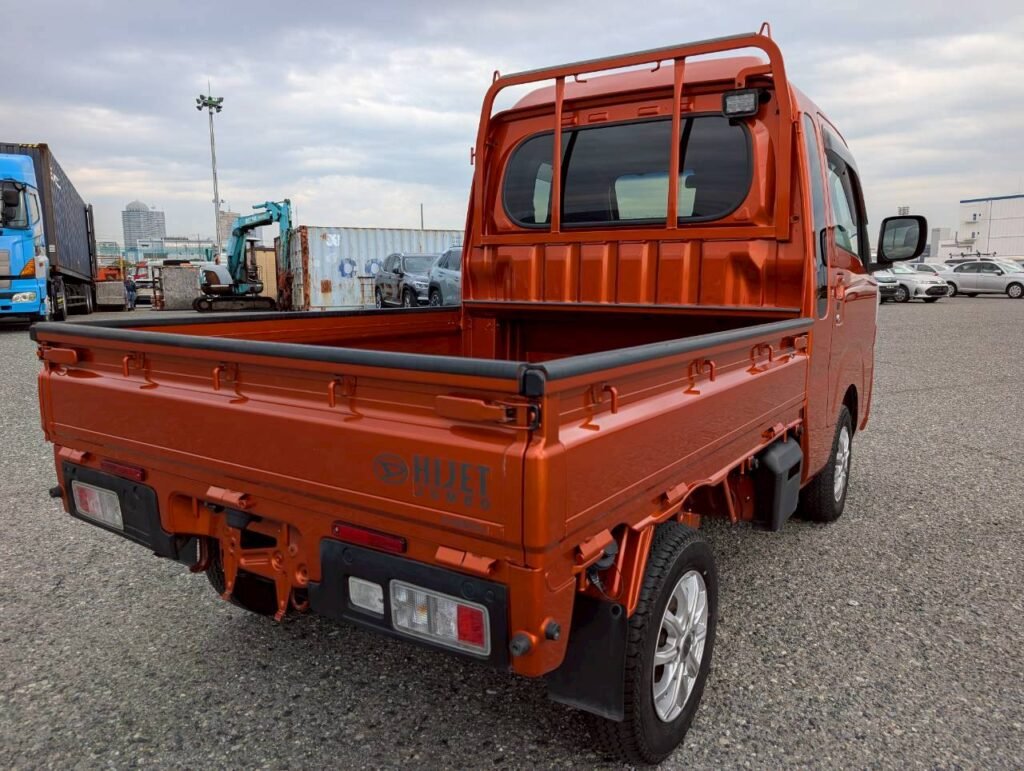 AUTOMATIC TRANS LIMITED EDITION 2022 Daihatsu Hijet Jumbo Cab (Made By Toyota) - Image 5