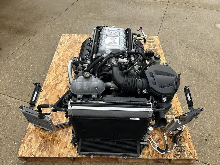 T500 Supercharged 5.2L Predator Engine & Automatic Transmission