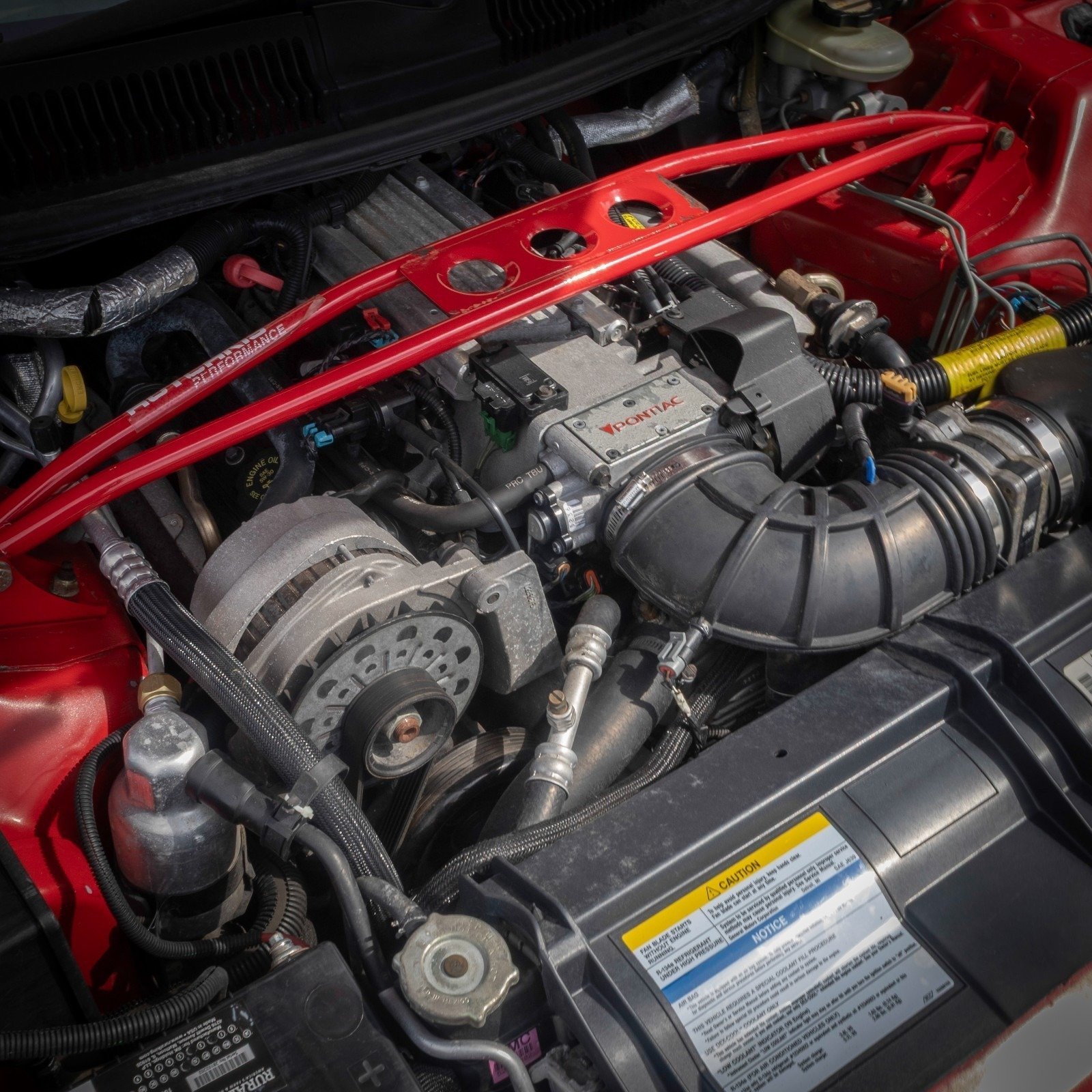 1997 Pontiac Firebird Formula – 5.7L LT1 Engine & 4L60E 4-Speed Automatic Transmission Pullout - Image 3
