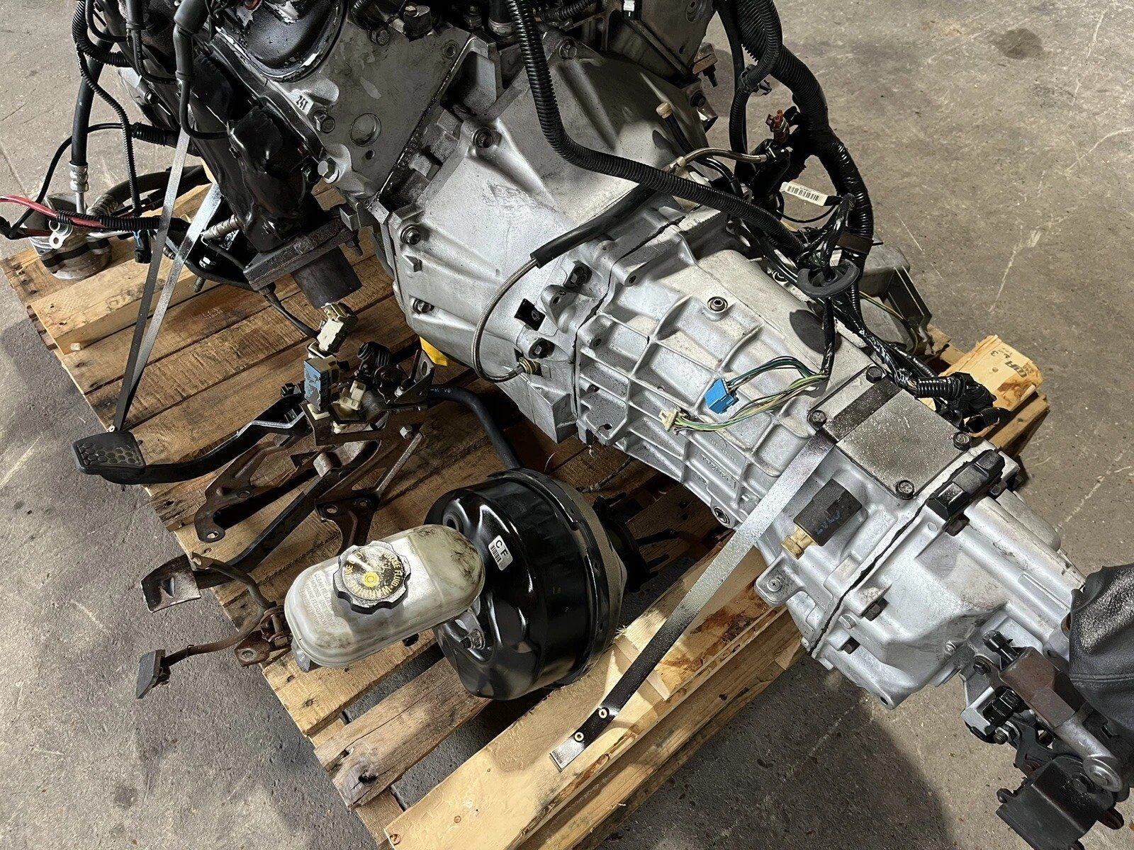 2001 Pontiac Trans Am – Fresh Rebuild 5.7L LS1 Engine & T-56 6-Speed Manual Transmission Pullout - Image 3