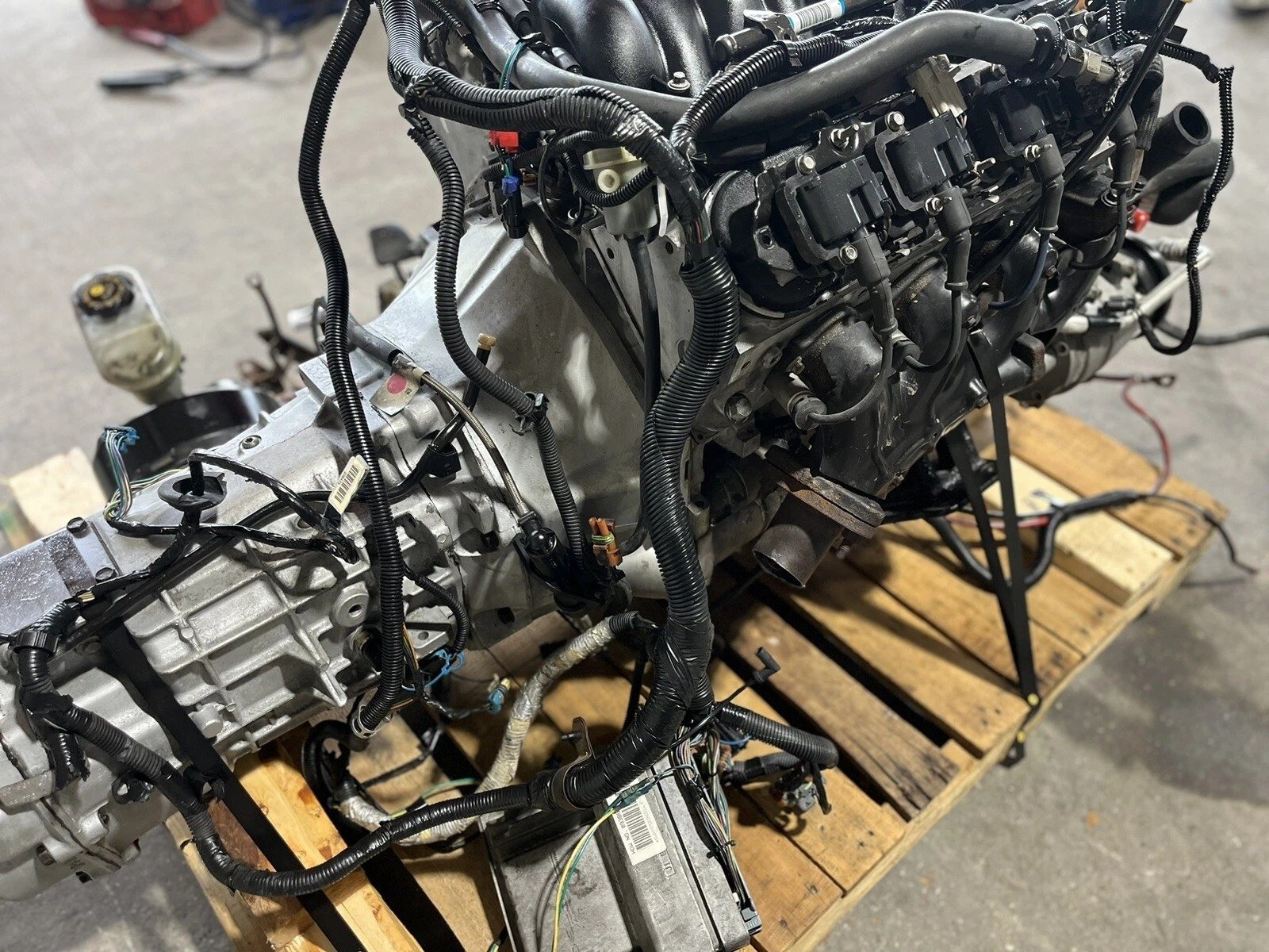 2001 Pontiac Trans Am – Fresh Rebuild 5.7L LS1 Engine & T-56 6-Speed Manual Transmission Pullout - Image 4