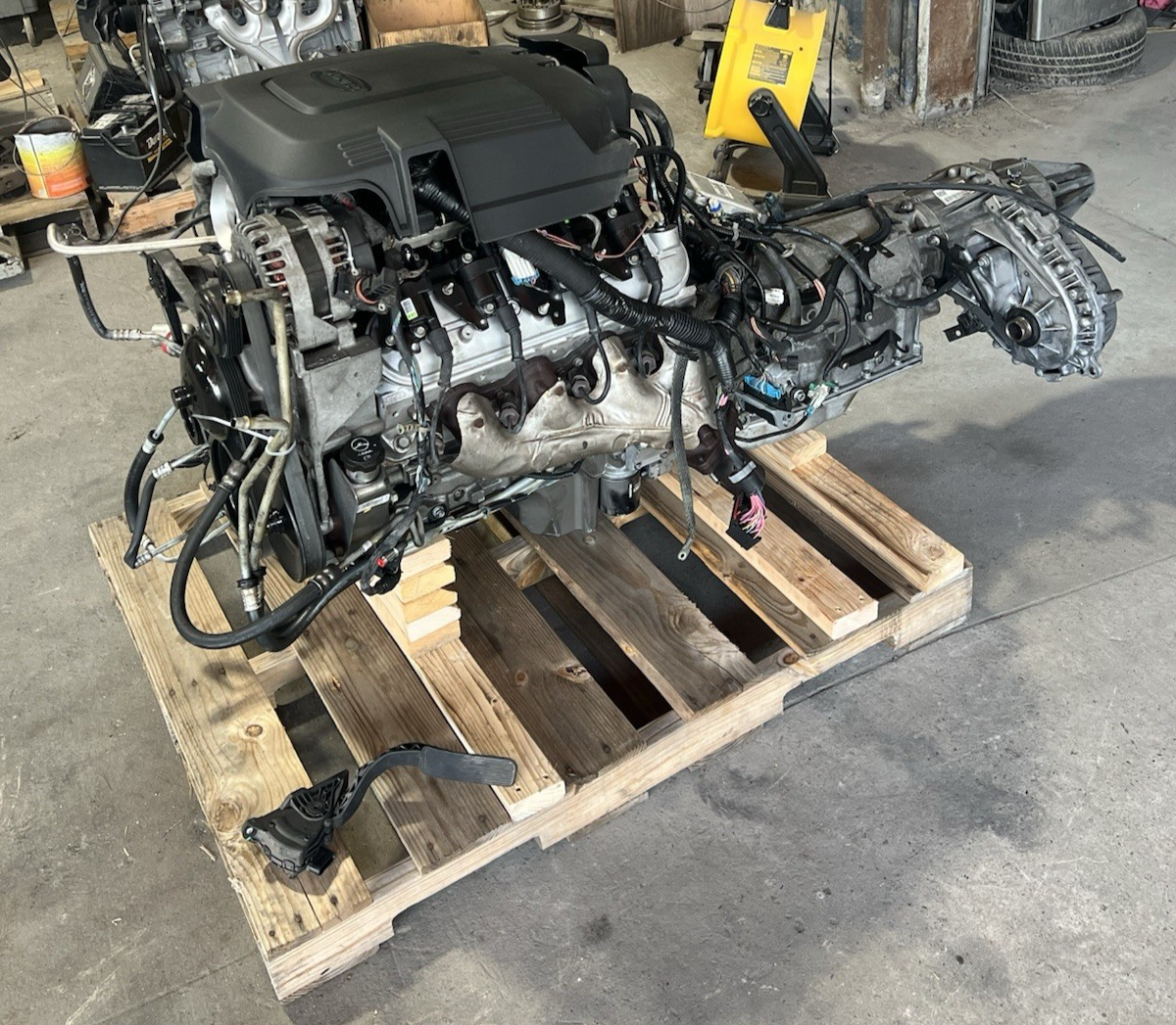 2010 YUKON 6.2L L94 COMPLETE ENGINE & TRANS PULL OUT 4WD 6L80 LS2 LS3 LS1 - Image 3