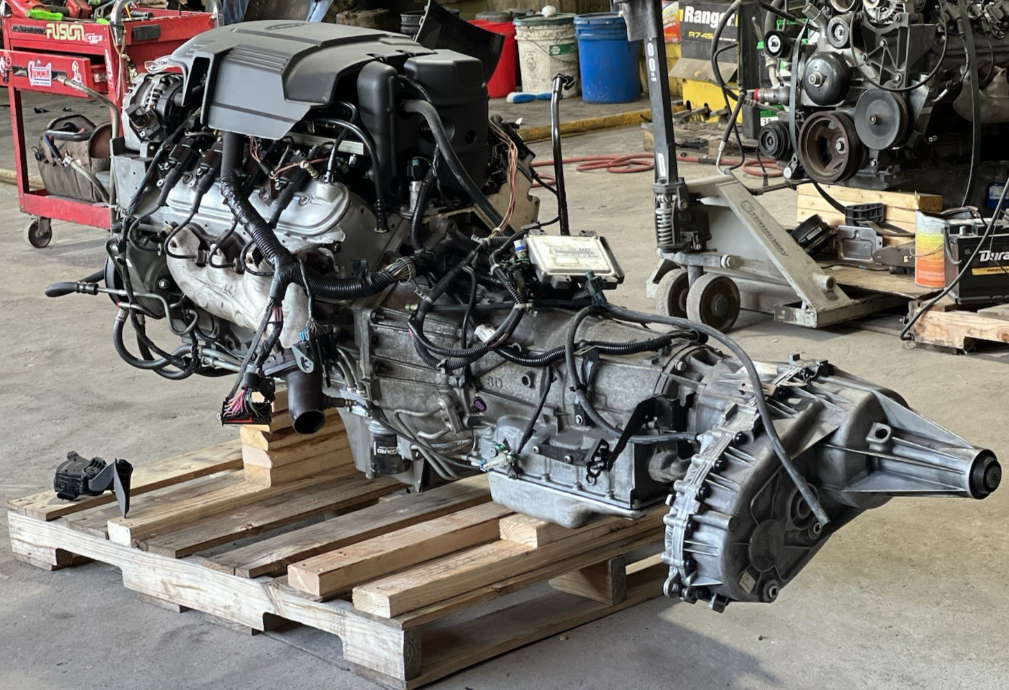 2010 YUKON 6.2L L94 COMPLETE ENGINE & TRANS PULL OUT 4WD 6L80 LS2 LS3 LS1 - Image 7