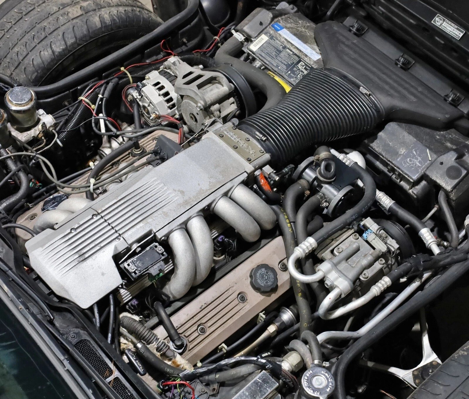 1990 Chevrolet Corvette – 5.7L 350 TPI Engine & 700R4 4-Speed Automatic Transmission Pullout - Image 3