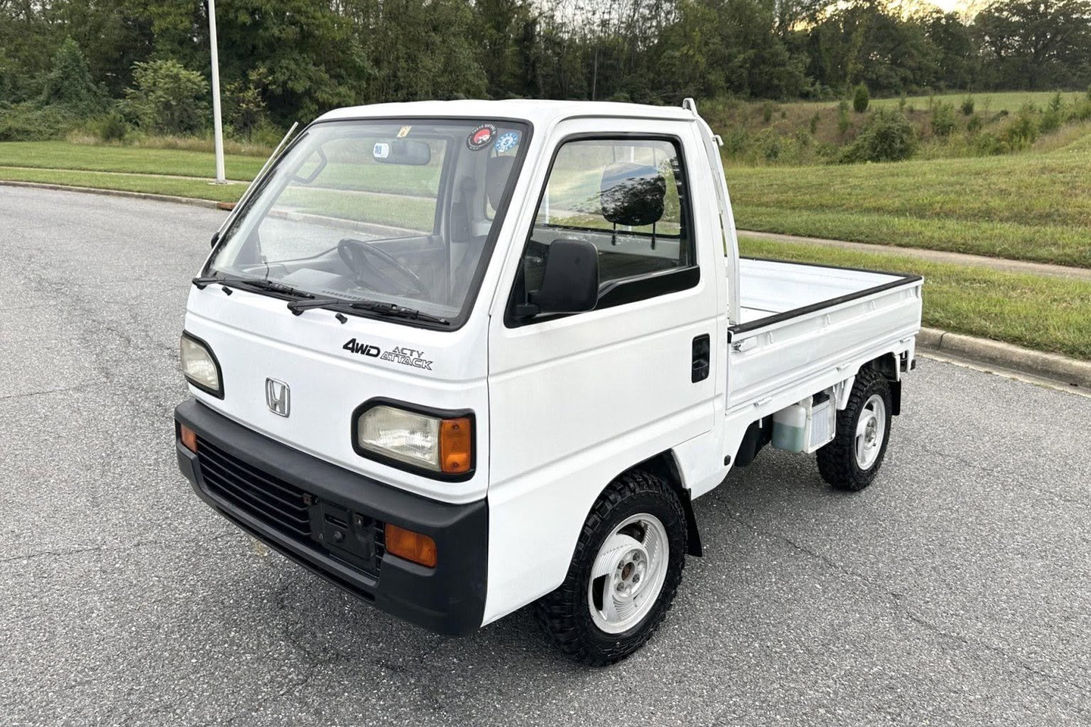 1992 Honda Acty Attack Pickup 4WD 4-Speed - Image 2